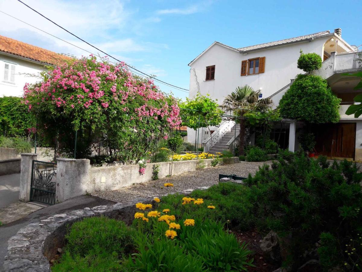 Dobrinj Apartment 2 Dış mekan fotoğraf