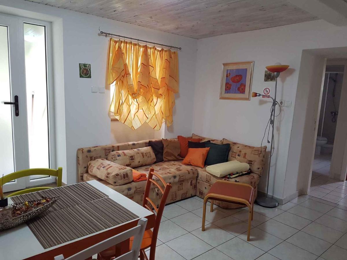 Dobrinj Apartment 2 Dış mekan fotoğraf